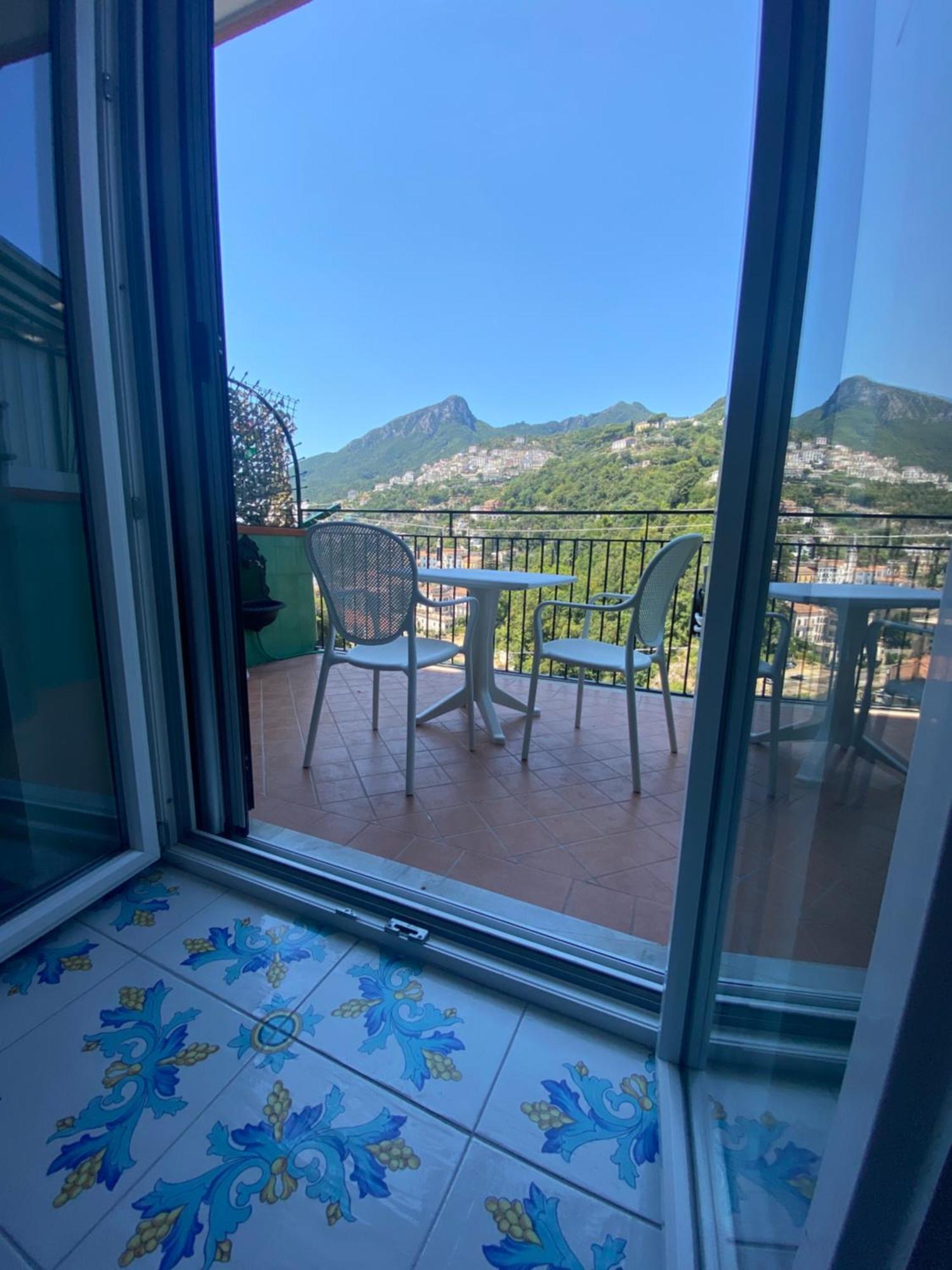 Panoramic Flat Amalfi Coast - Sea View 1 Apartment วิเอตริ ภายนอก รูปภาพ